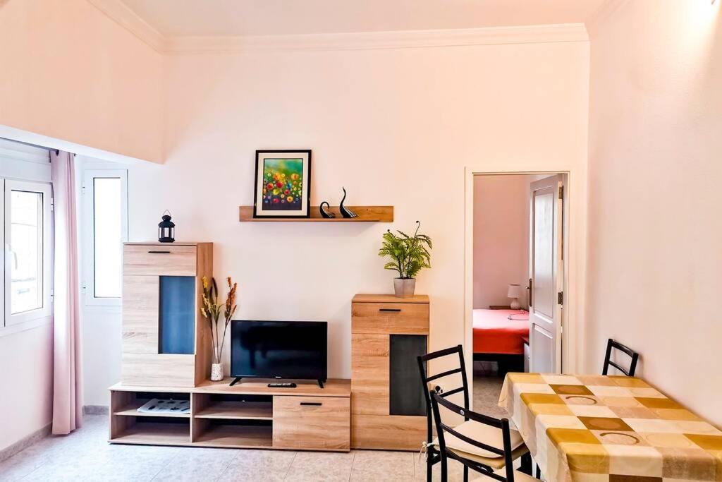 شقة Apartur - Centrico Apartamento Junto A La Playa لاس بالماس دي غران كاناريا المظهر الخارجي الصورة