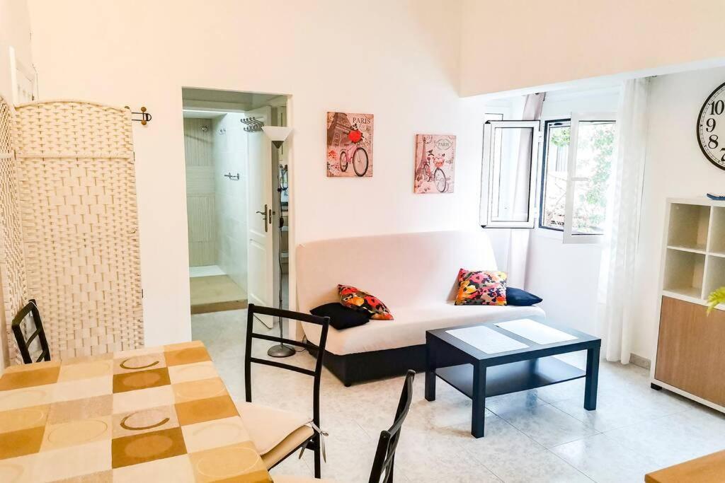 شقة Apartur - Centrico Apartamento Junto A La Playa لاس بالماس دي غران كاناريا المظهر الخارجي الصورة